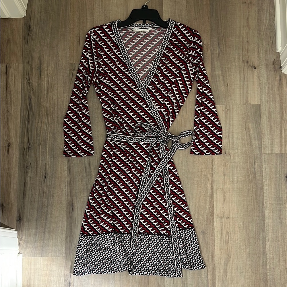 Elegant Wrap Dress in Red and Black.